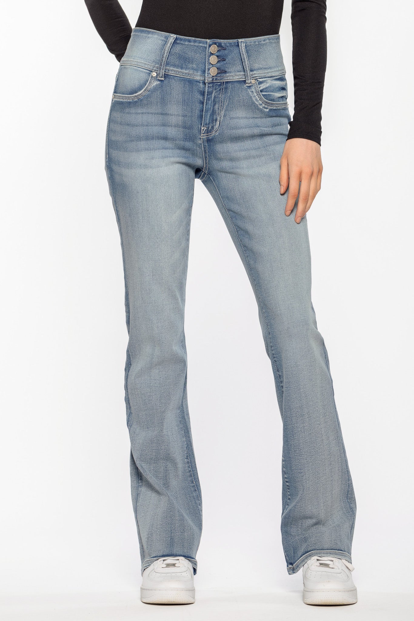 WallFlower Mel Sassy High-Rise Jean