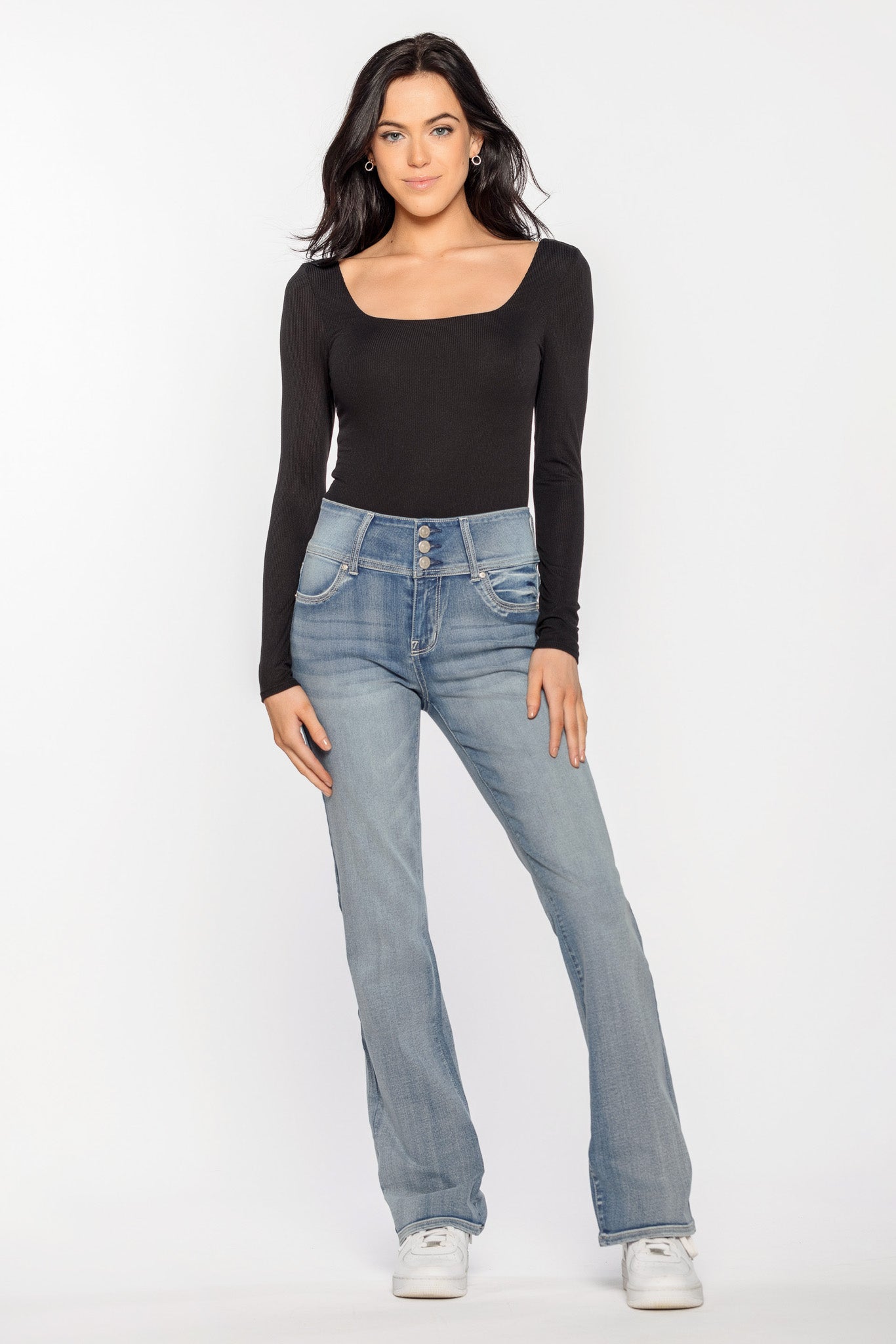 WallFlower Mel Sassy High-Rise Jean