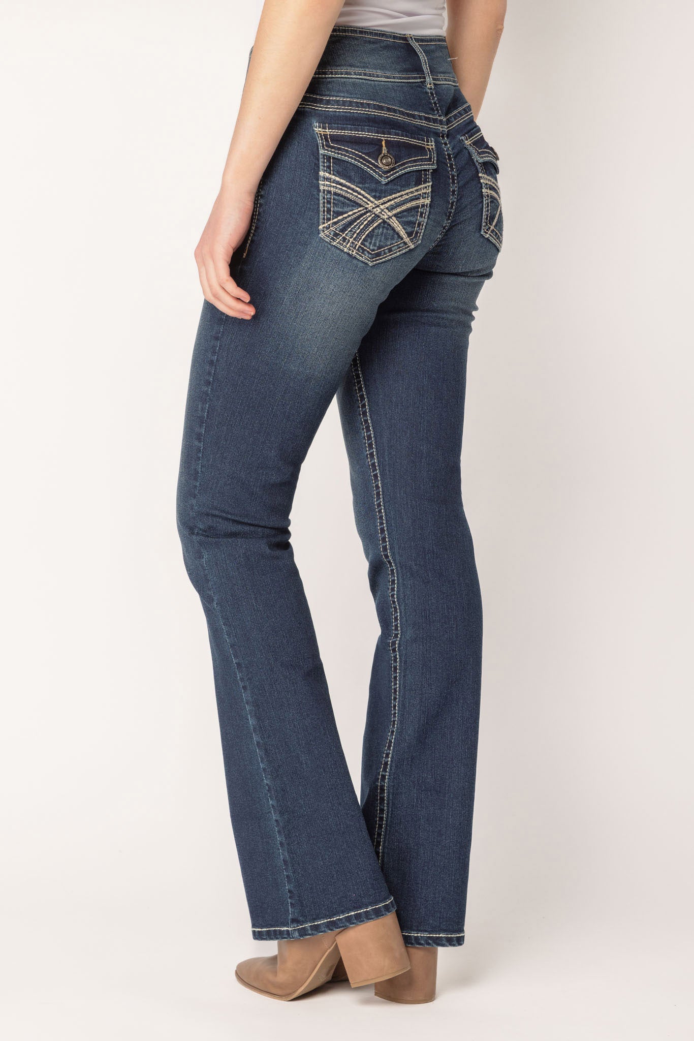 Wallflower Heidi Wash Luscious Curvy Bootcut Jean