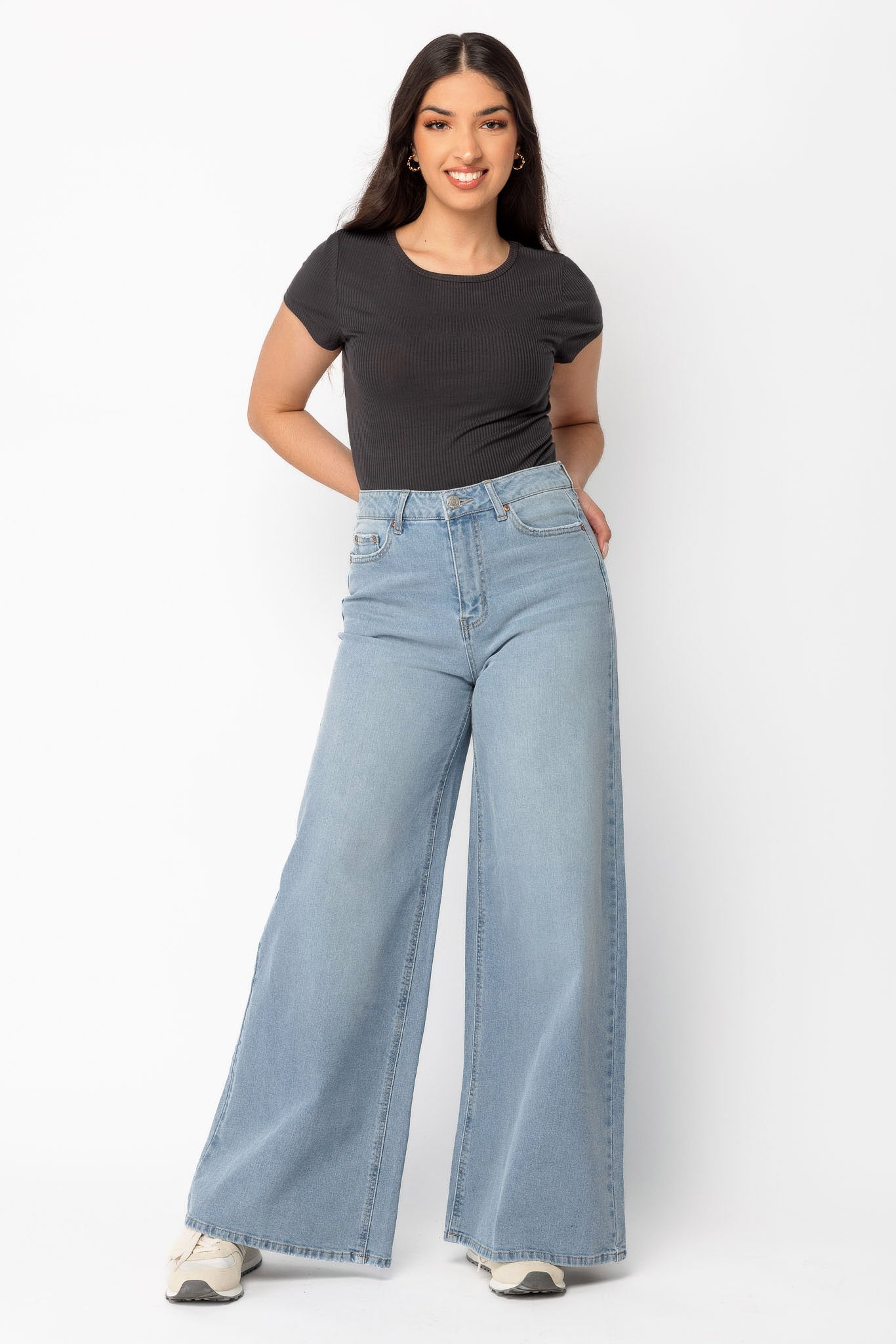 Almost Famous High-Rise Palazzo Jean in Mid-Light Wash