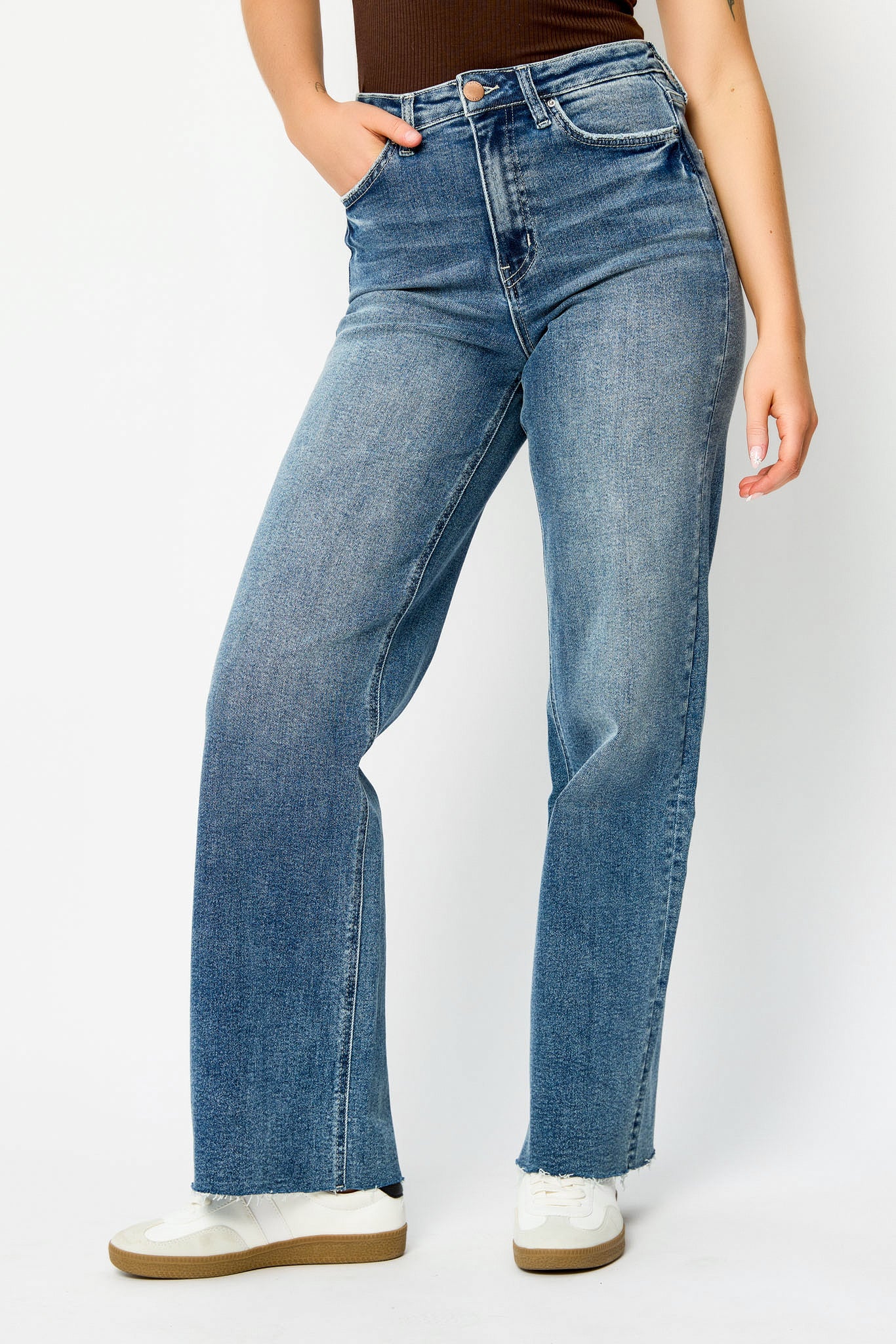 Tattoo Frayed-Hem Mid-Wash High-Rise Straight Jean