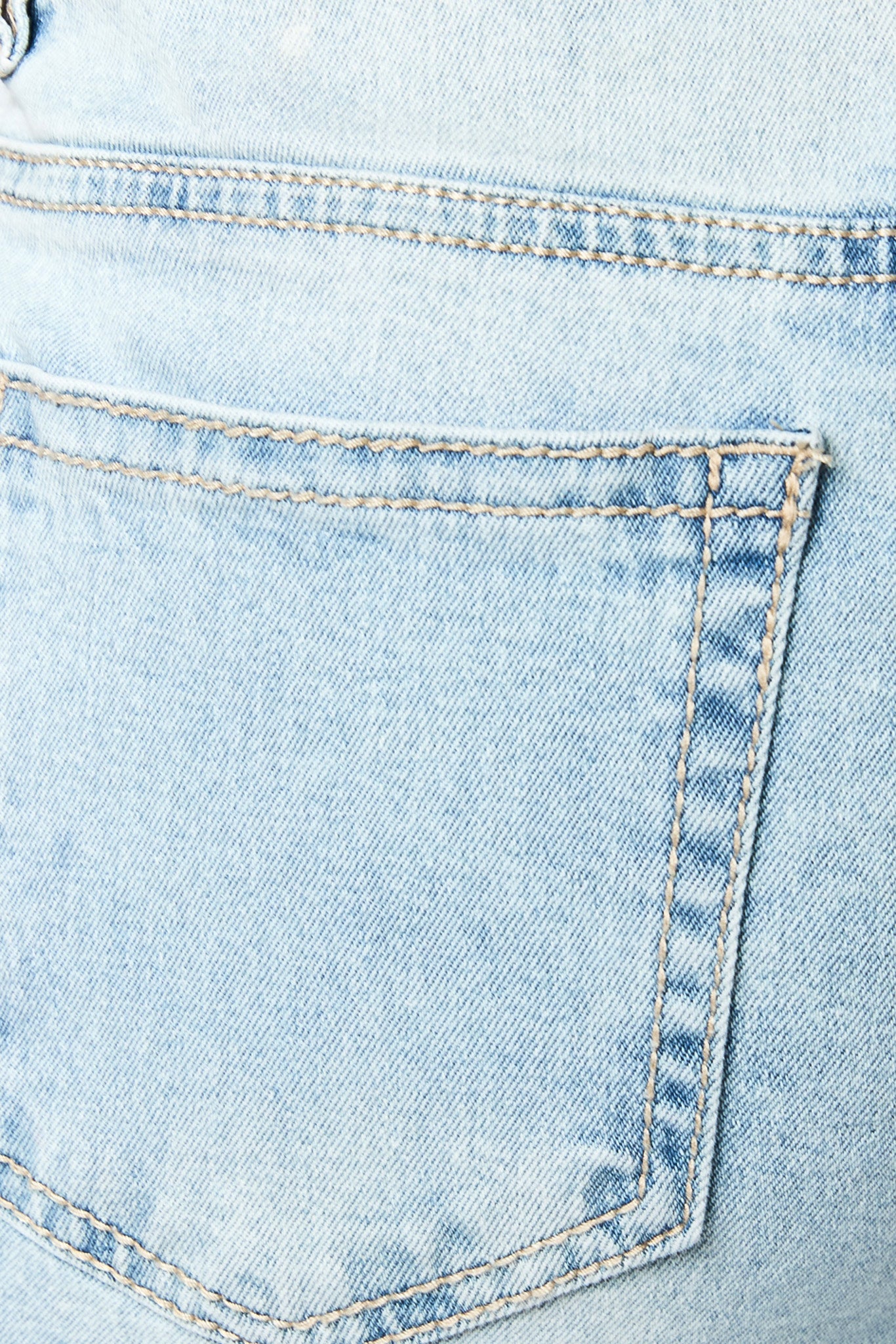 Wallflower Helene Wash Fiesty Curvy High-Rise Wide-Leg Jeans