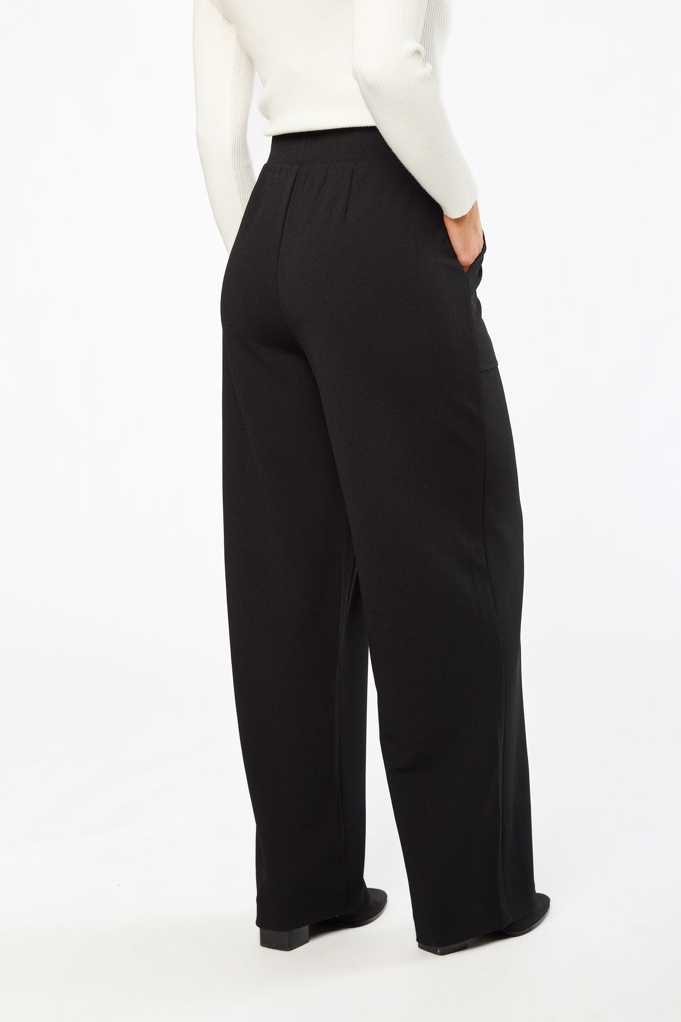 Knit Crepe Wide Leg Pant with Porkchop Pockets