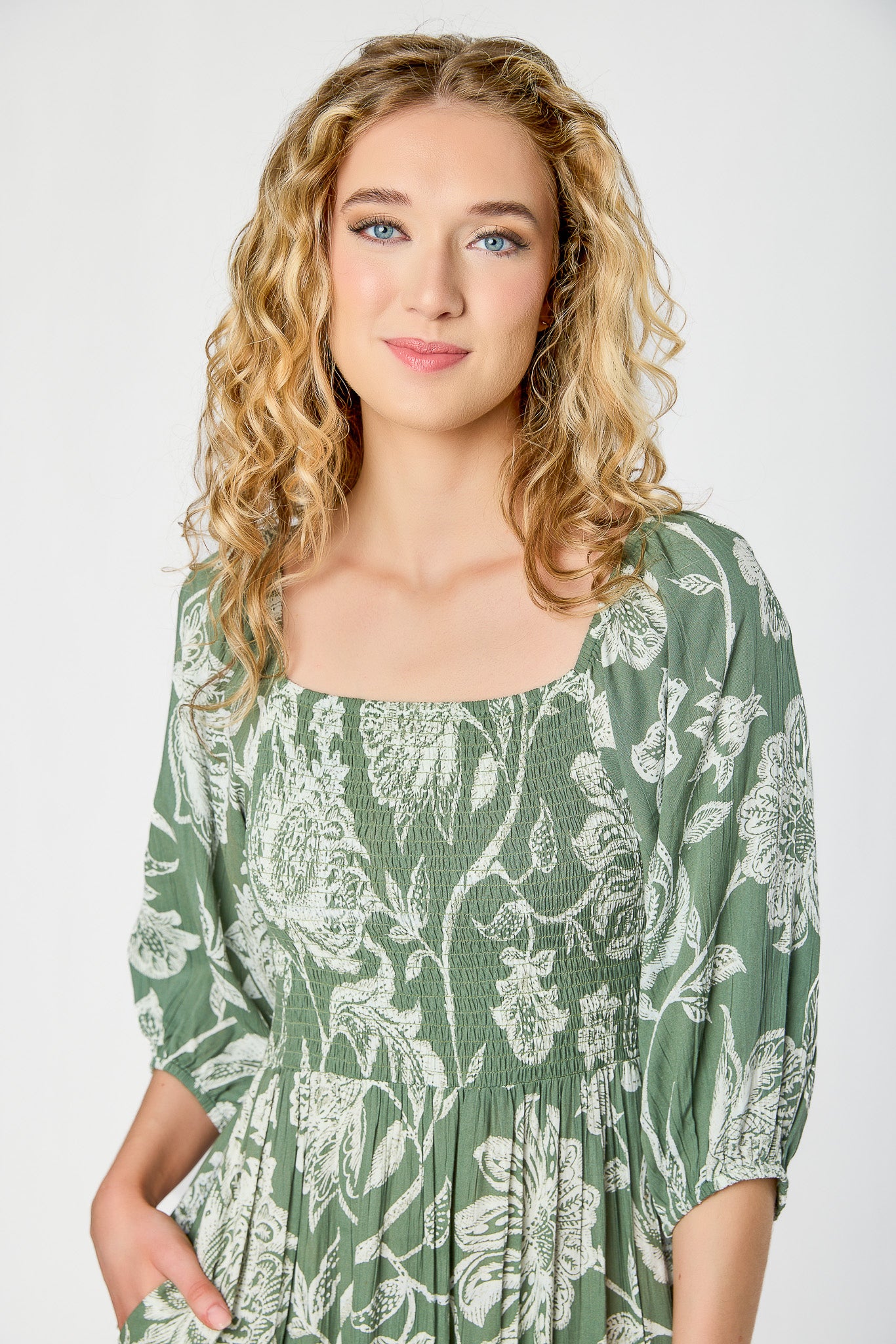 Floral Smocked Balloon-Sleeve Square-Neck Midi Dress with Pockets
