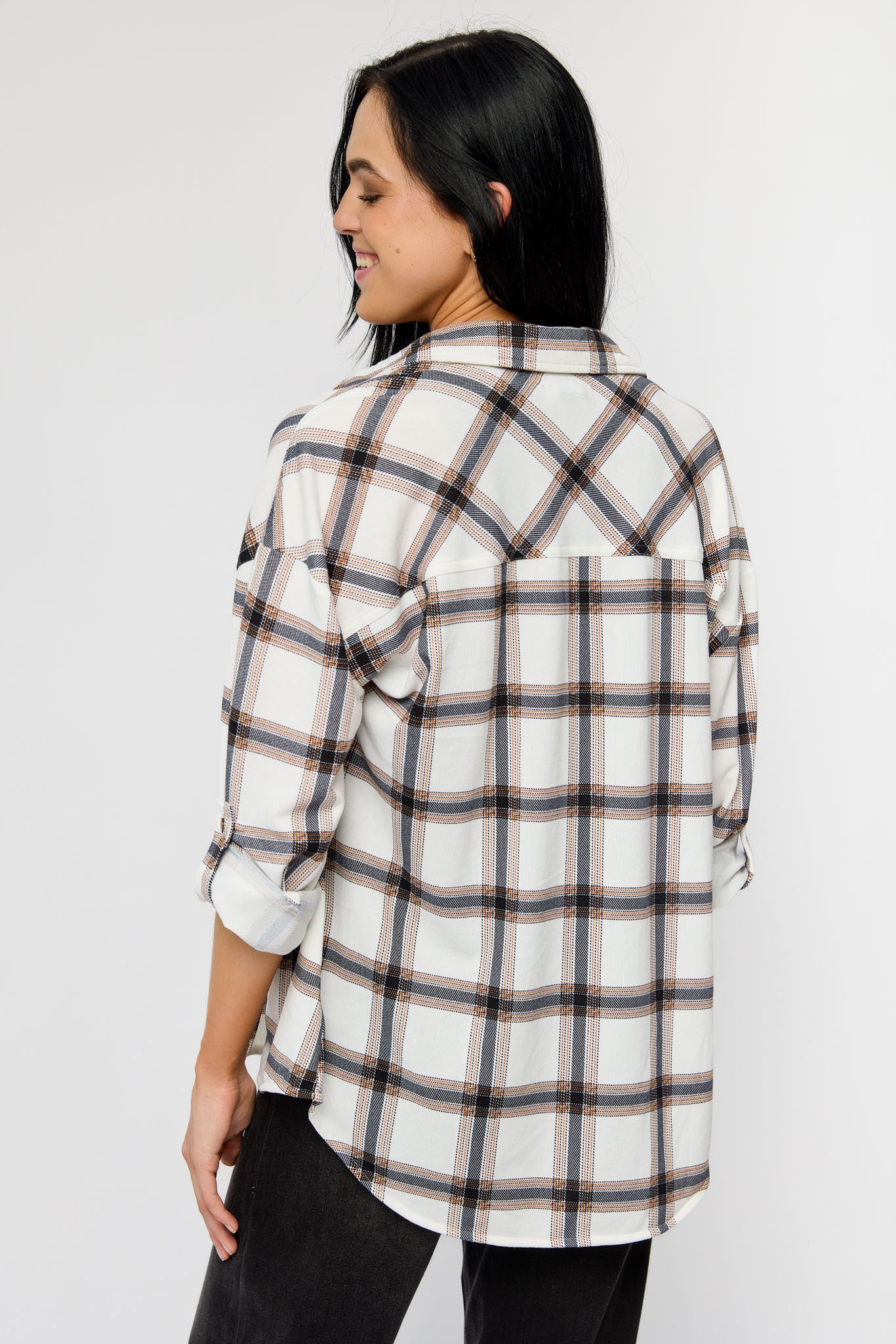 Plaid Long Sleeve Cozy Knit Shirt with Chest Pockets