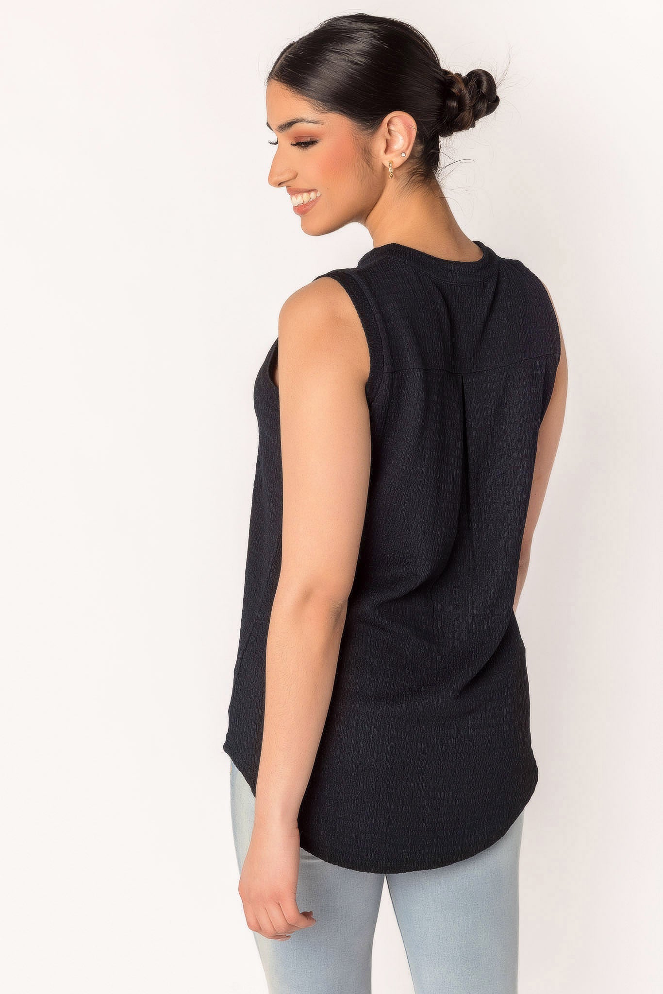 Textured Knit Sleeveless Blouse