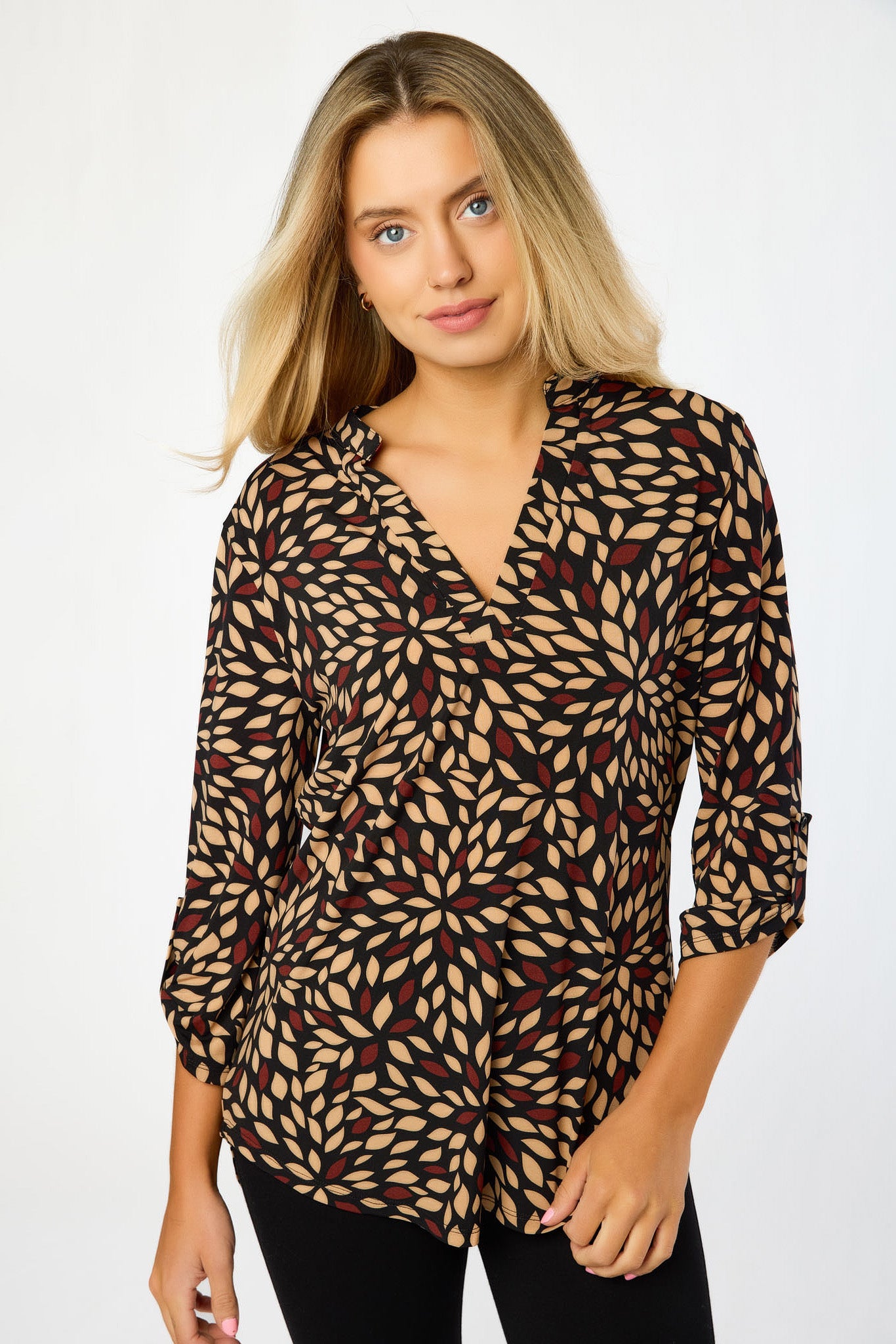 Small Leaf Print V-Neck 3/4 Sleeve Blouse