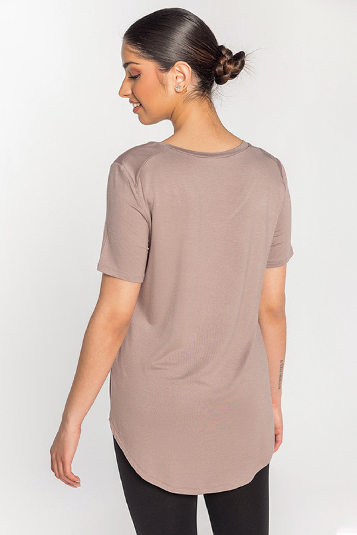 Short Sleeve V-Neck Tee with Shirttail Hem