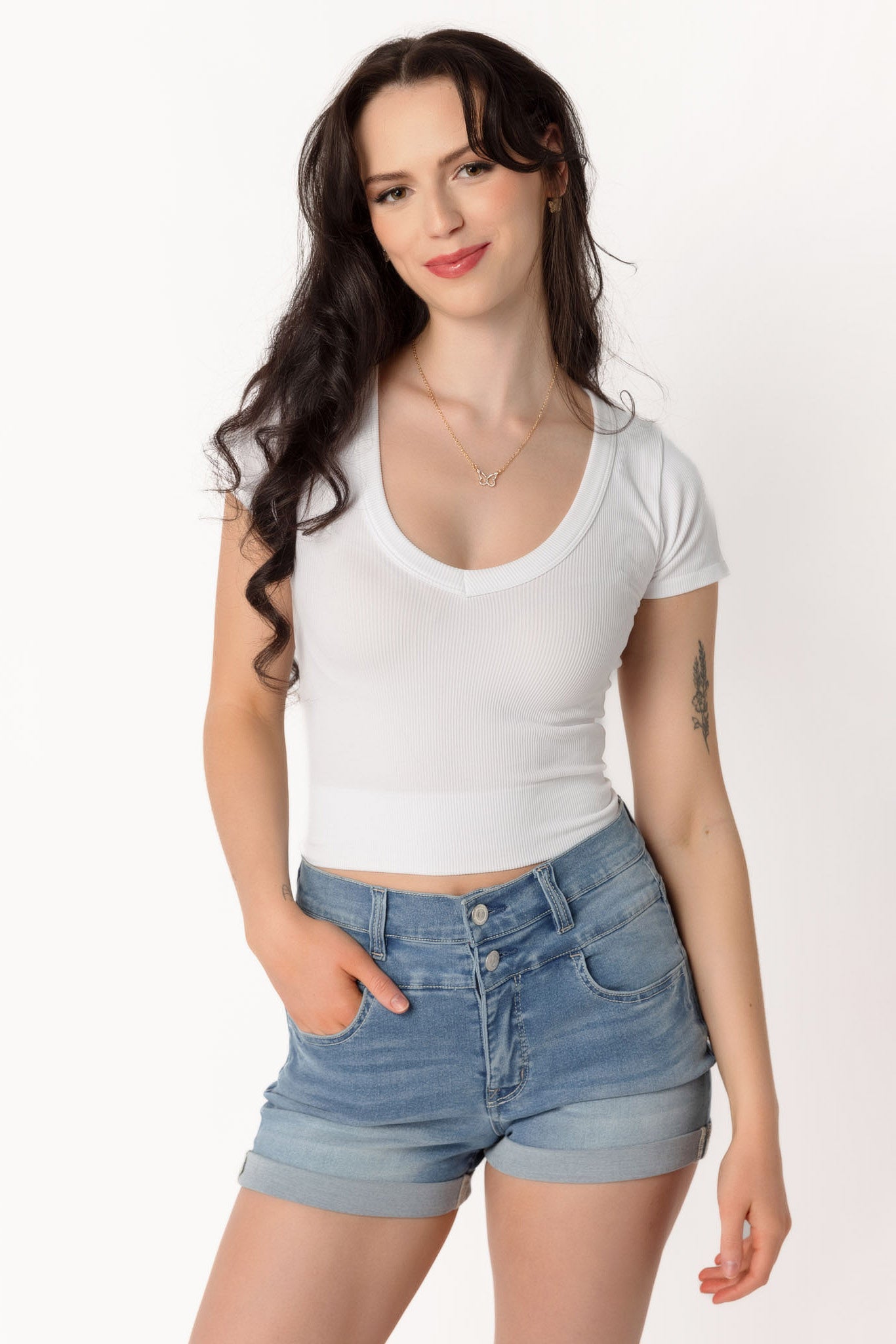 Wallflower Spencer Seamless V-Neck Crop Top