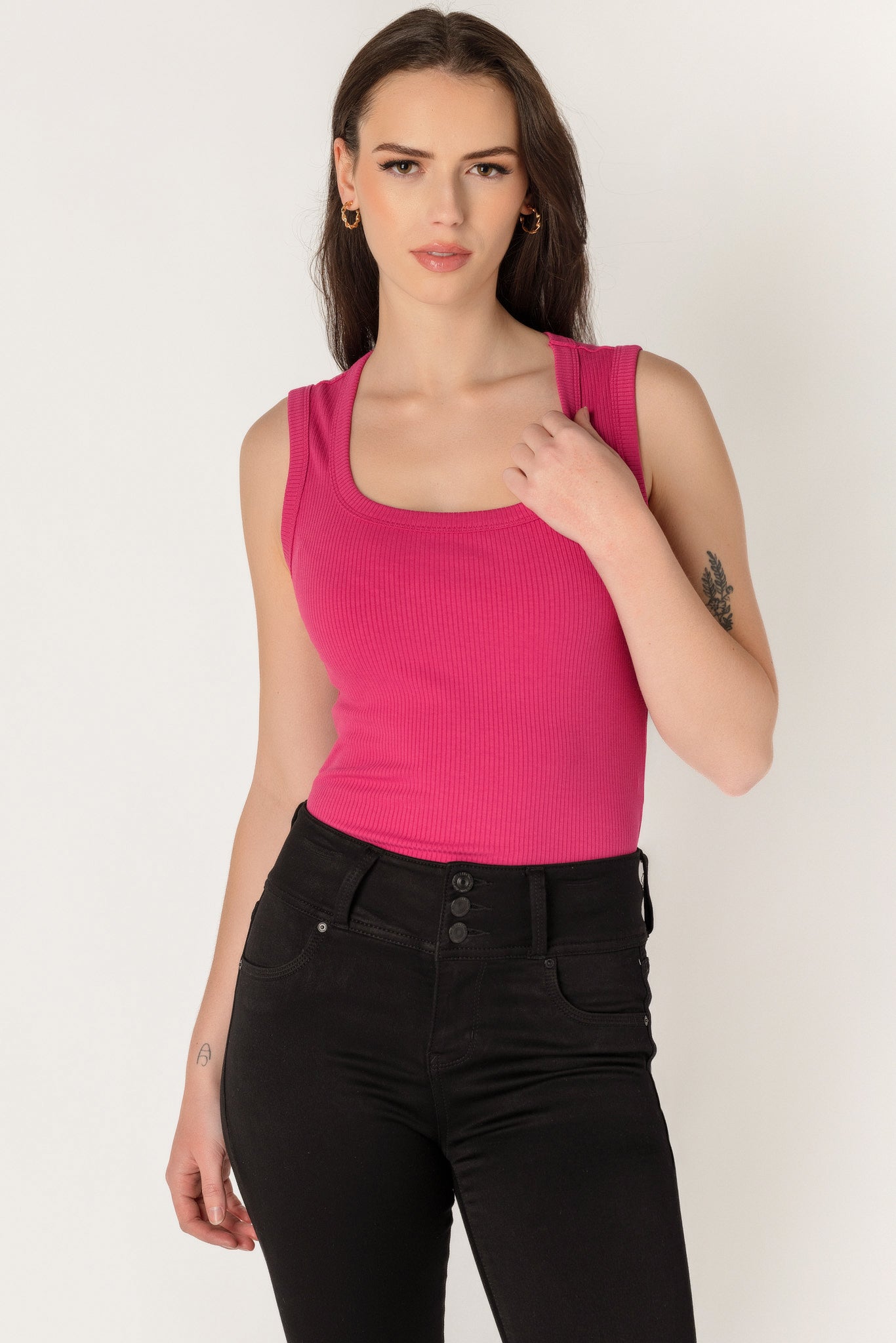 Ribbed Sleeveless Scoopneck Tank