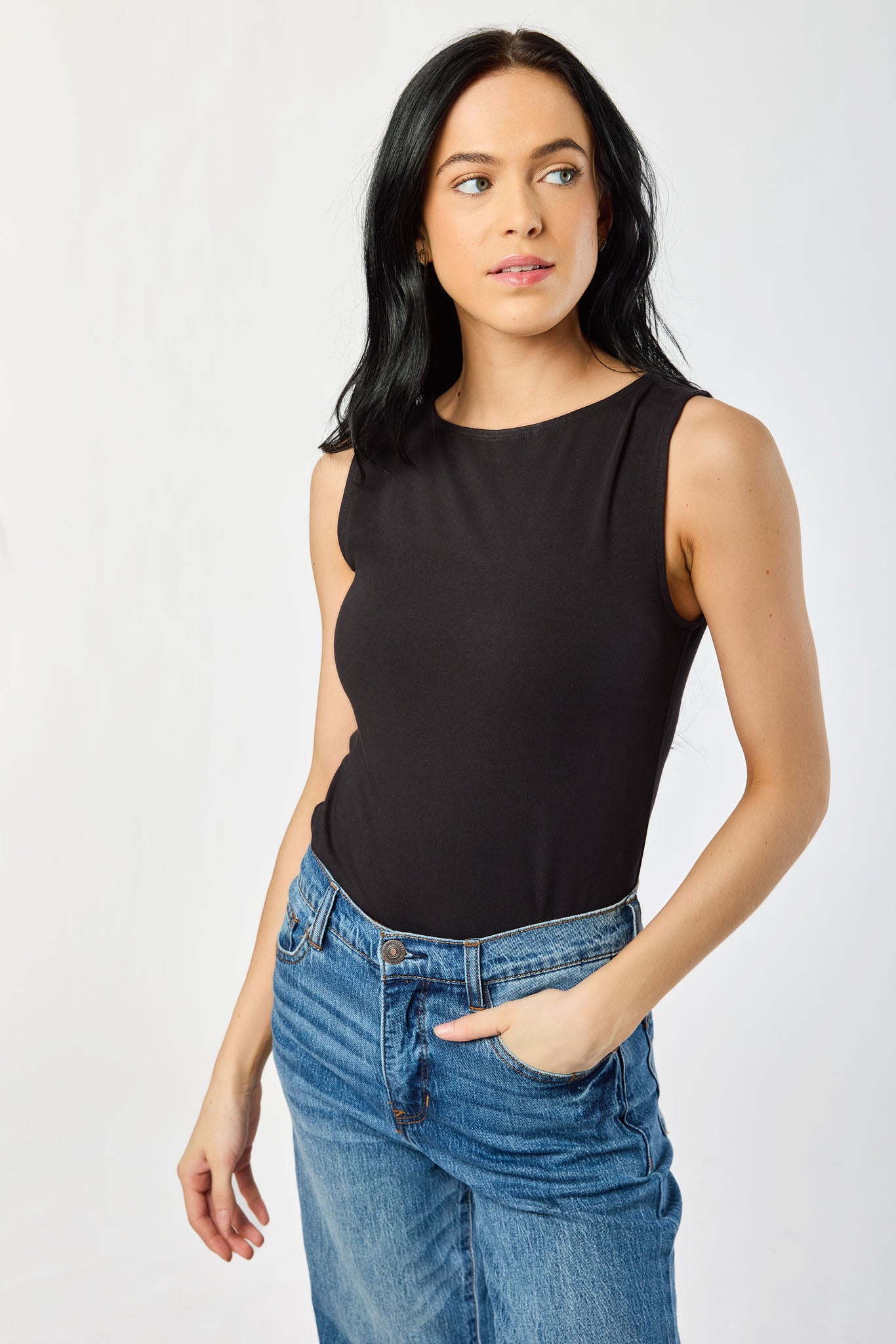 Boat-Neck Sleeveless Tee