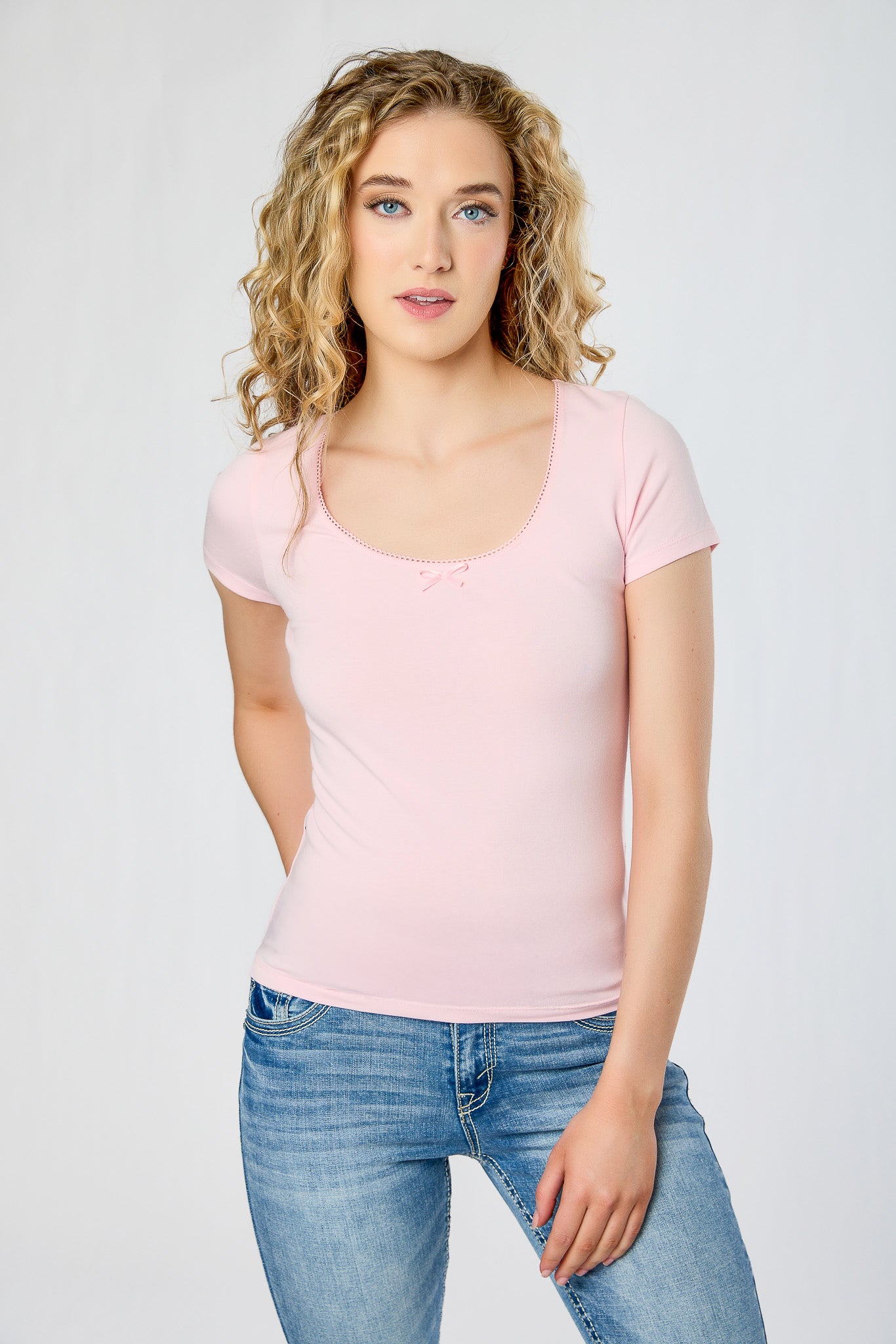 Scoop-Neck Cap-Sleeve Tee with Lace Trim and Bow