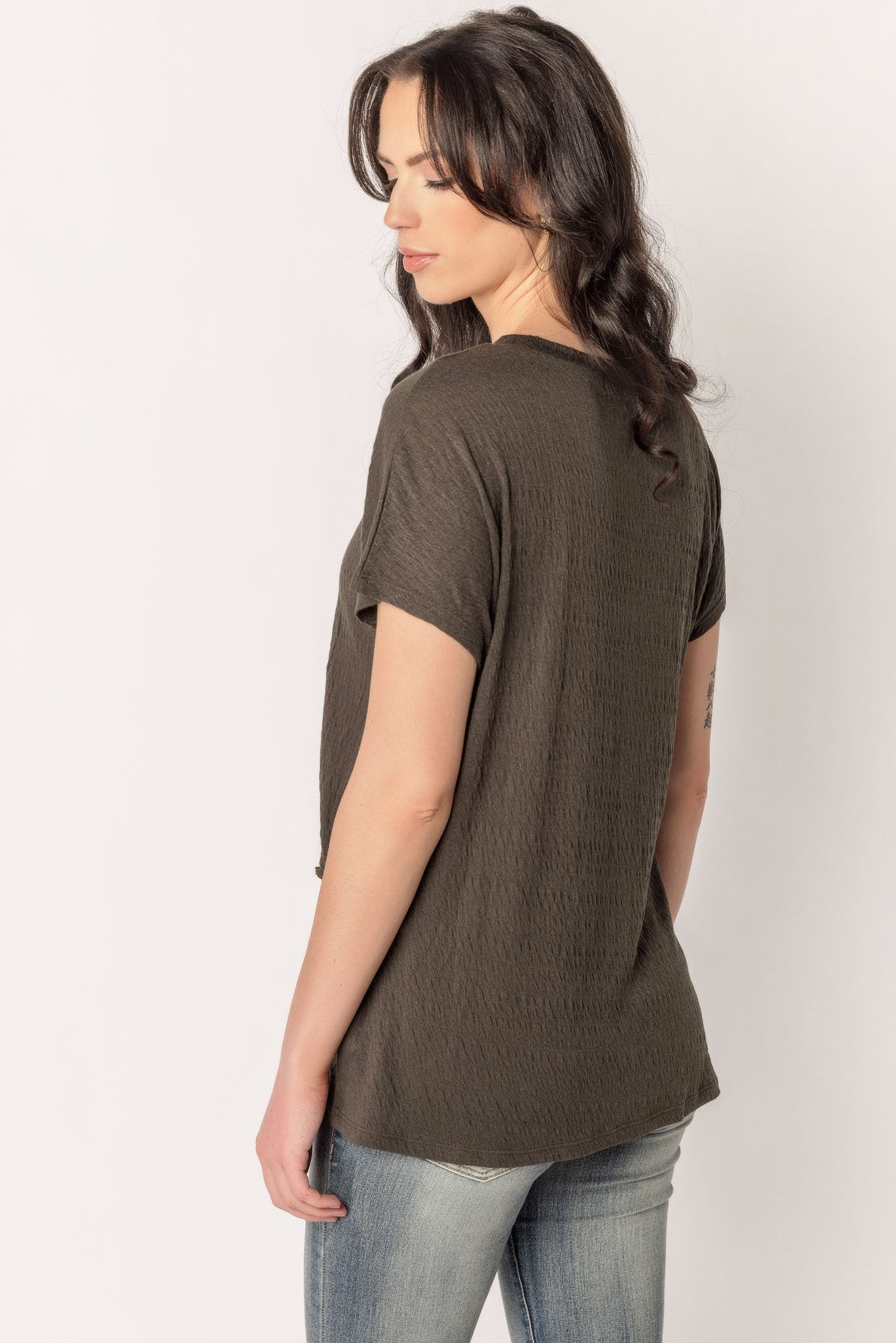 Textured Knit Tee with Knotted Hem