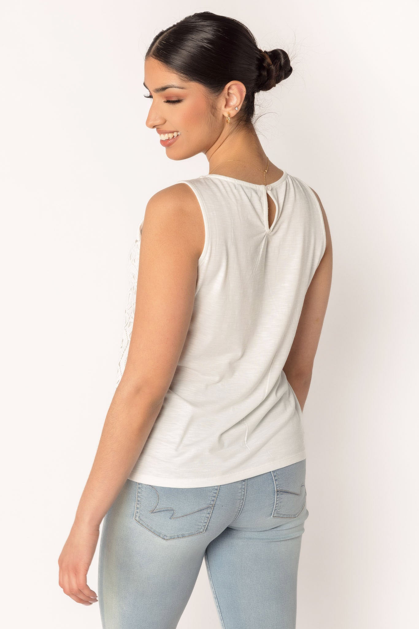Crochet Lace Sleeveless Slub Top