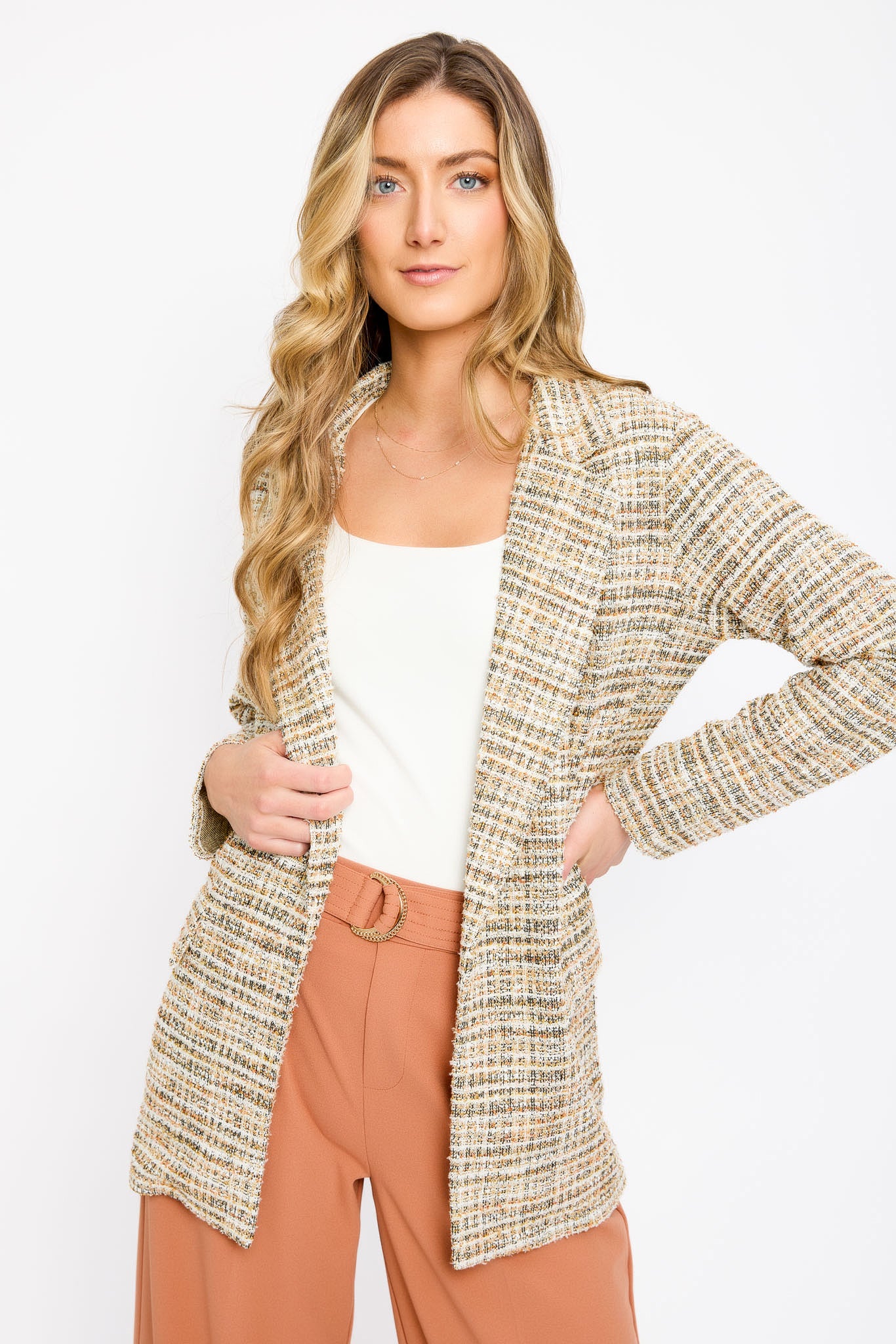 Flap Pockets Tweed Blazer in Camel