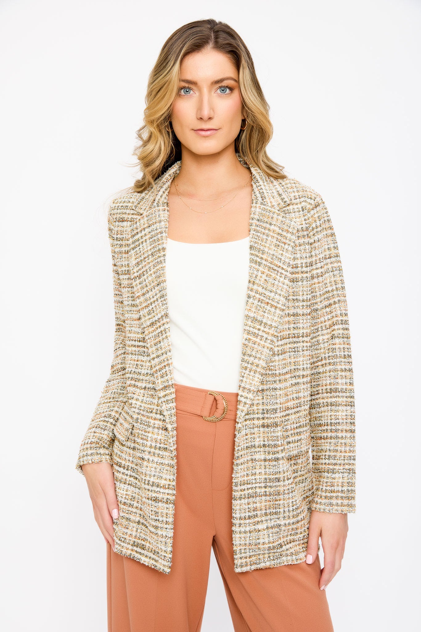 Flap Pockets Tweed Blazer in Camel